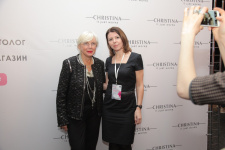 Кристина М. Зехави и косметологи на конференции «Клиент ваш навсегда»