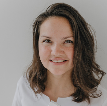 350х346_портретное фото_Милюкова.jpg