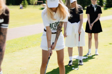 CHRISTINA & GOLF MEMBERS CLUB