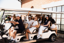 CHRISTINA & GOLF MEMBERS CLUB