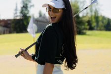 CHRISTINA & GOLF MEMBERS CLUB