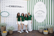 CHRISTINA & GOLF MEMBERS CLUB